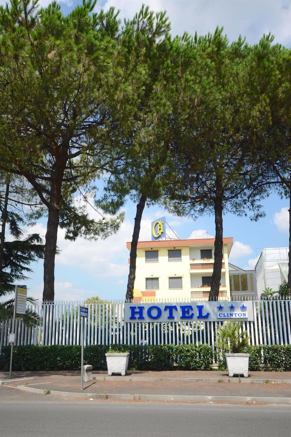 קאסוריה Hotel Clinton מראה חיצוני תמונה